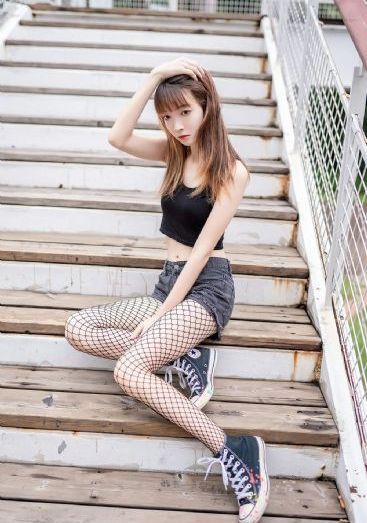 色虐女囚3在线观看_超清手机在线观看