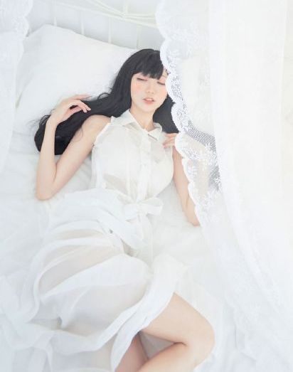 粉嫩小箩莉奶水四溅在线观看_剧情片在线手机播放